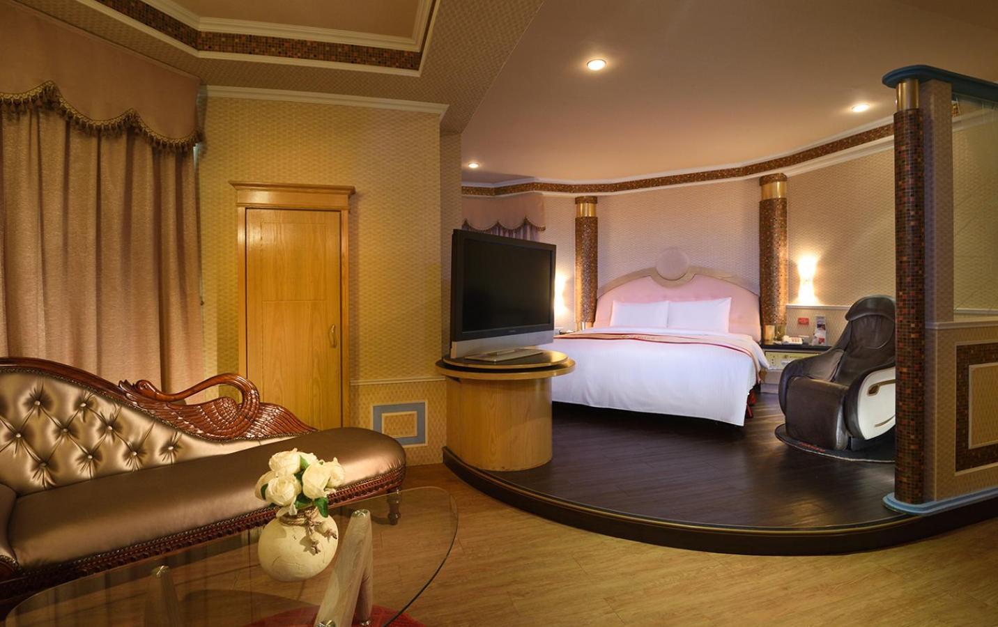 Natoli Motel Тайнан Екстериор снимка