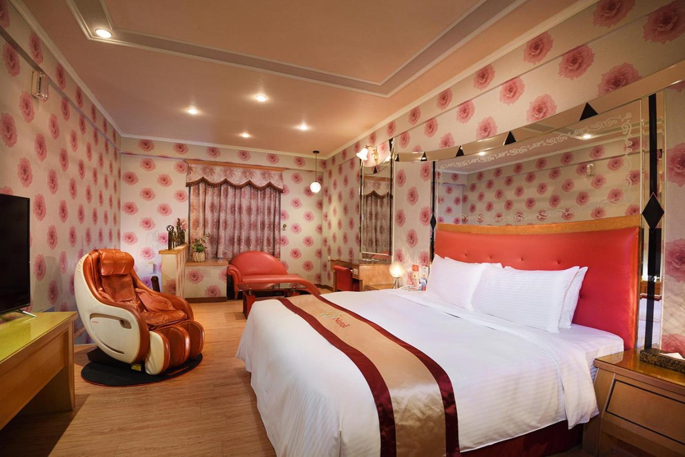 Natoli Motel Тайнан Екстериор снимка
