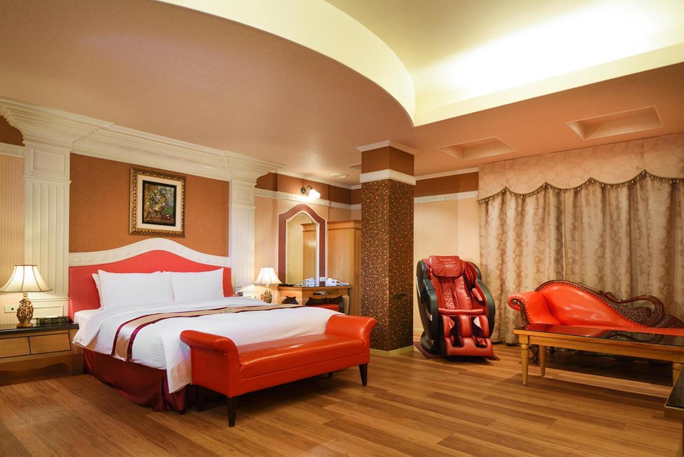 Natoli Motel Тайнан Екстериор снимка