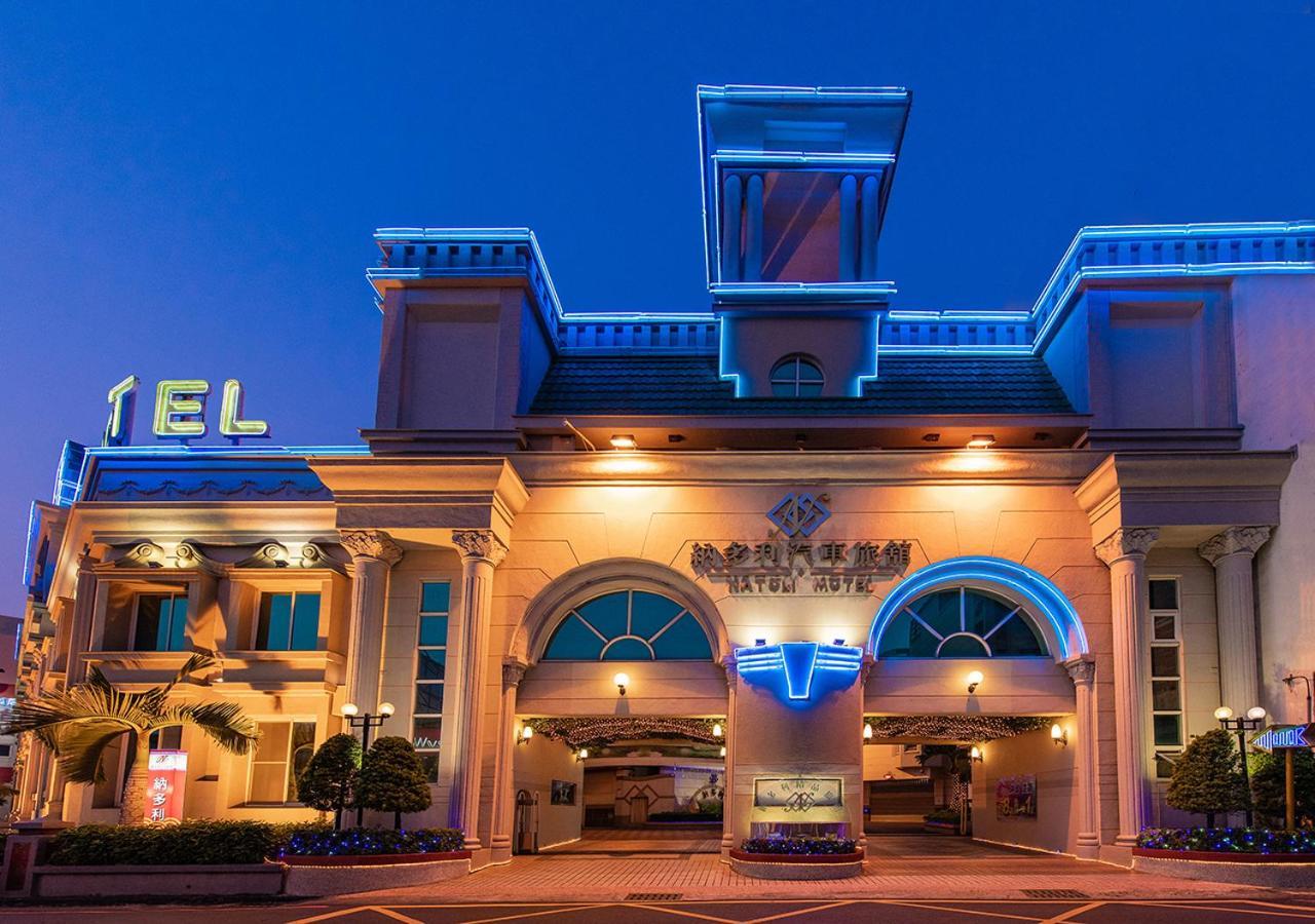 Natoli Motel Тайнан Екстериор снимка
